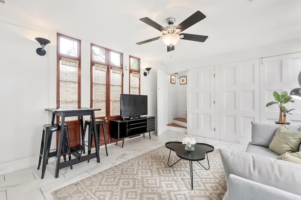 Modern living room finish